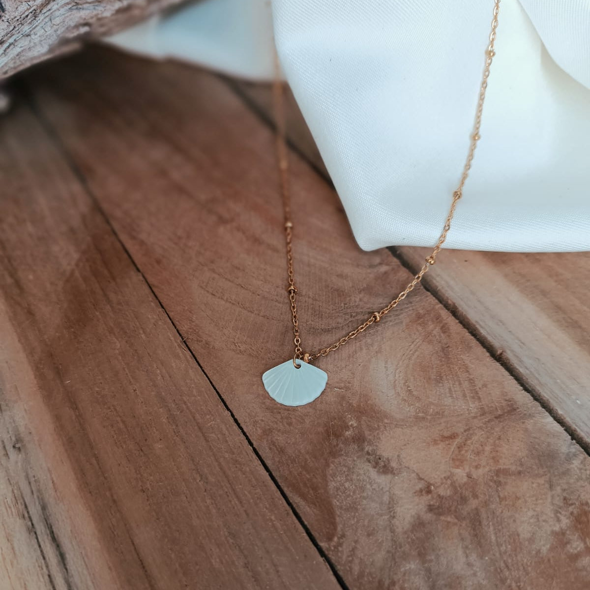 Eventail Collier